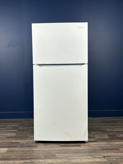 Frigidaire - 30 in. 20 cu. ft. Garage Ready Top Freezer Refrigerator in White