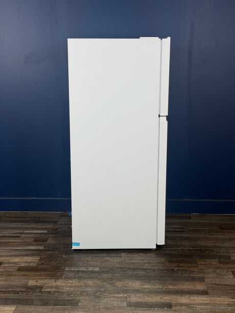Frigidaire - 29.7 in. 19 cu. ft. Standard Depth Garage Ready Top Freezer Refrigerator in White w/ Humidity-Controlled Crisper Drawers