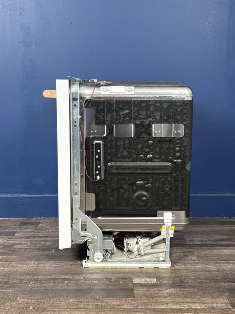 GE Cafe - 24 in. Built-In Smart Top Control Dishwasher in Matte White with Stainless Tub, Interior Lighting, 39 dBA