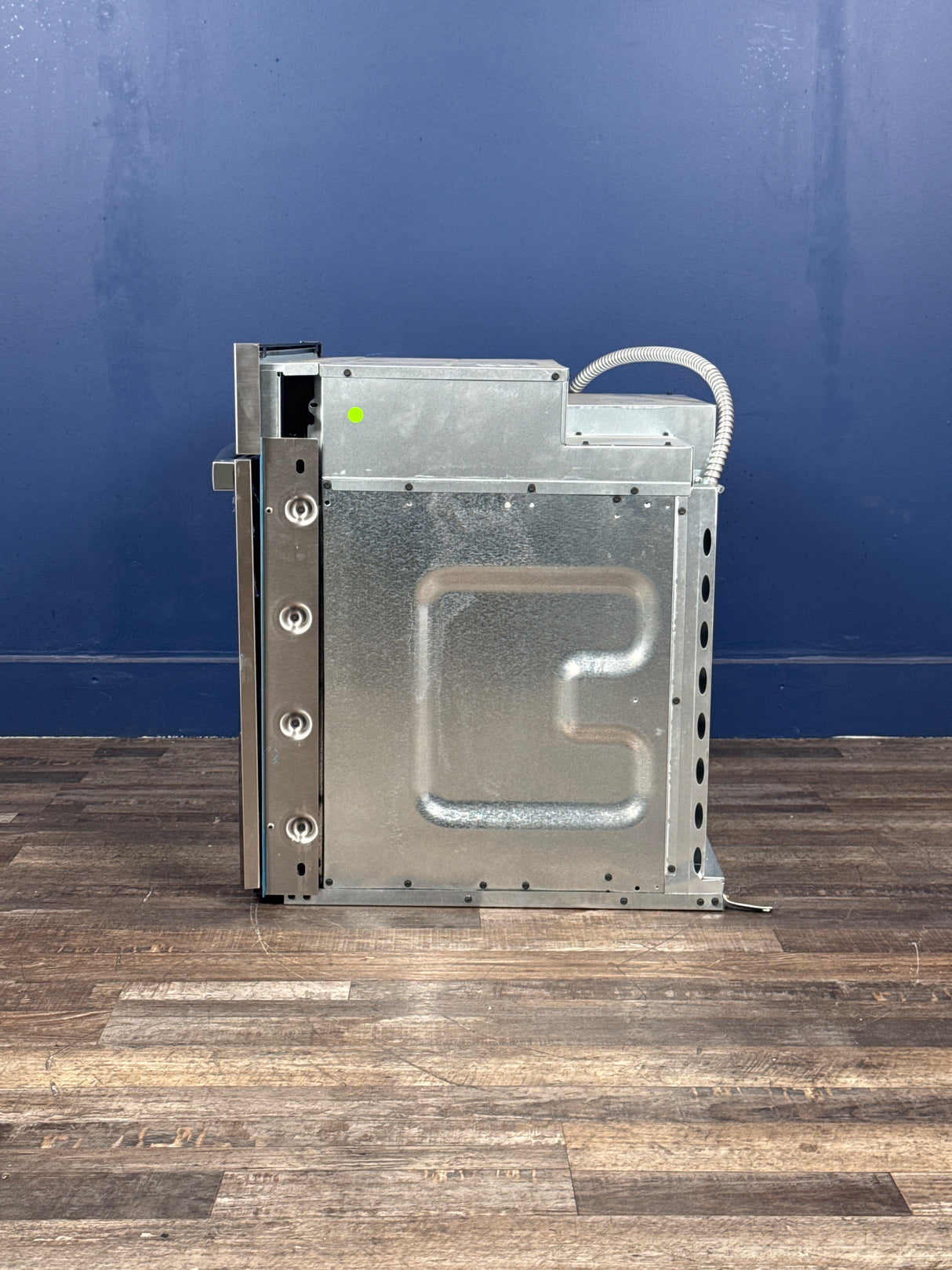 GE - 30 in. Smart Single Electric Wall Oven Self-Cleaning in Stainless Steel