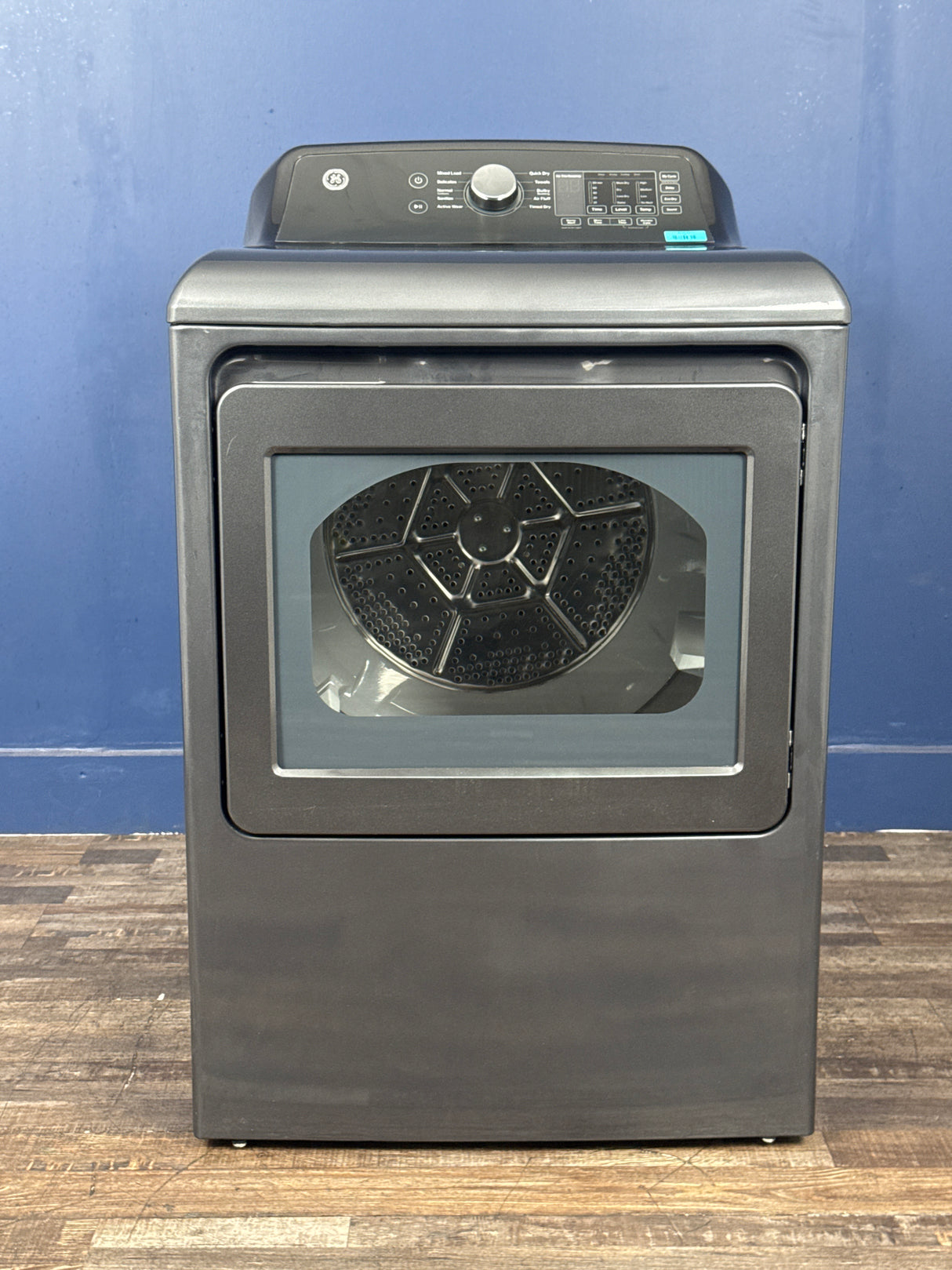 GE - 7.4 cu. ft. vented Front Load Gas Dryer in Diamond Gray with Sensor Dry