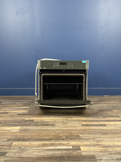 GE - 30 in. Smart Single Electric Wall Oven Self-Cleaning in Stainless Steel