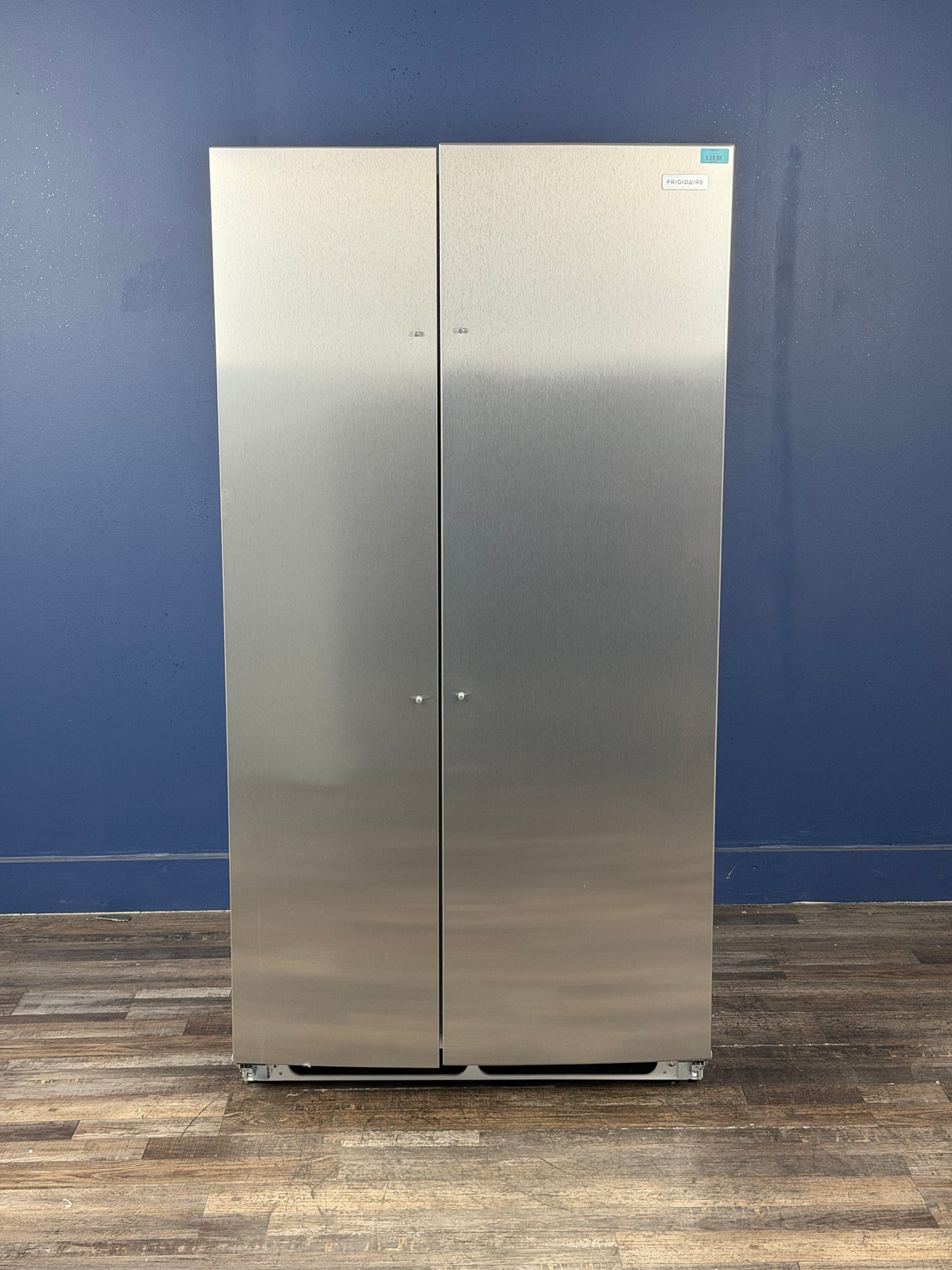 Frigidaire - 36 in. 26 cu. ft. Standard Depth Side-by-Side Refrigerator in Stainless Steel with CrispSeal Crispers
