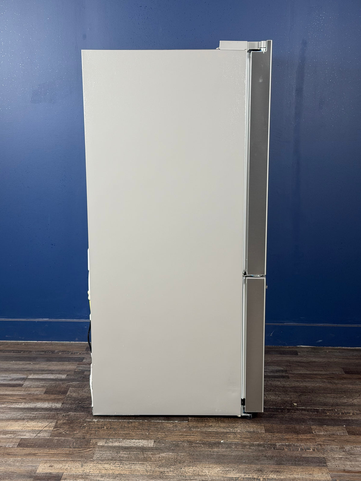 Frigidaire - 36 in 29 cu. ft. Standard Depth French Door Refrigerator in Smudge-Proof Stainless Steel with Internal Water Dispenser