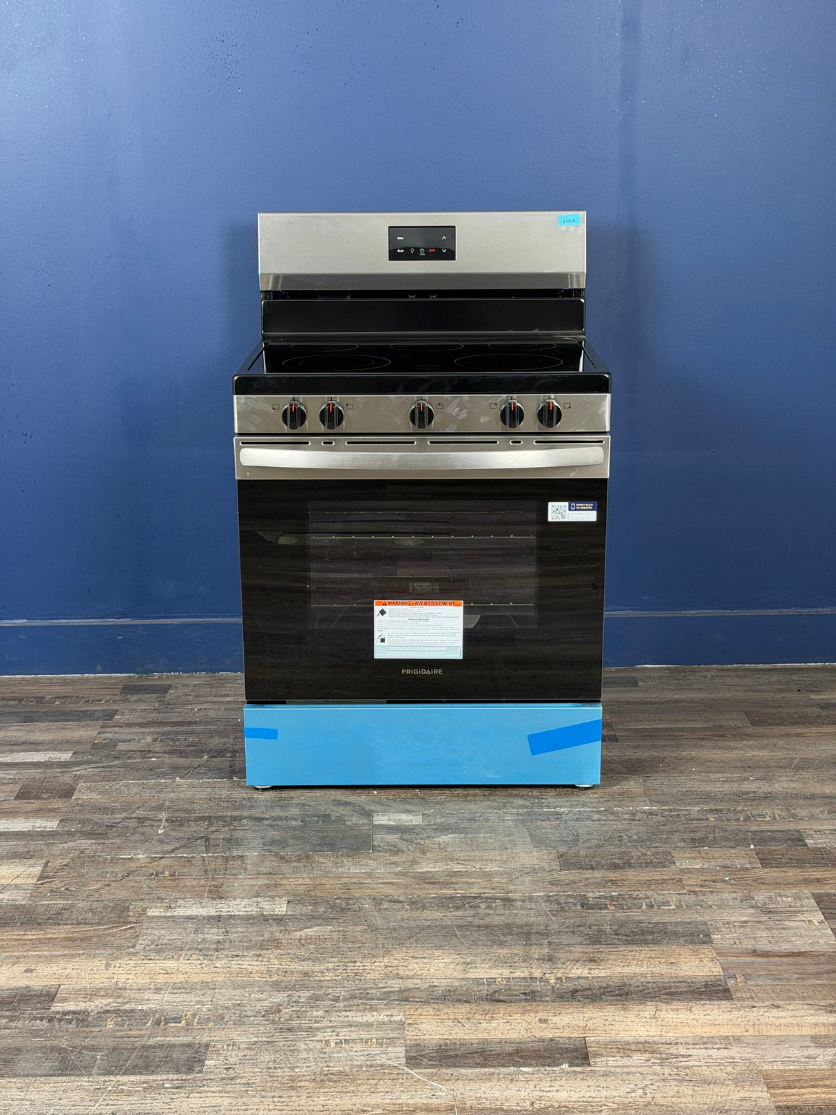 Frigidaire - 30 in. 5 Element Freestanding Electric Range in Stainless Steel with Dual Expandable Element and Quick Boil