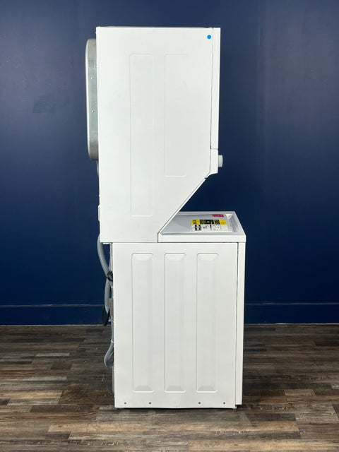 Frigidaire - 3.9 cu. ft. Washer and 5.6 cu. ft. Gas Dryer Combo in White with Quick Wash & Dry Cycle, MaxFill and Long Vent