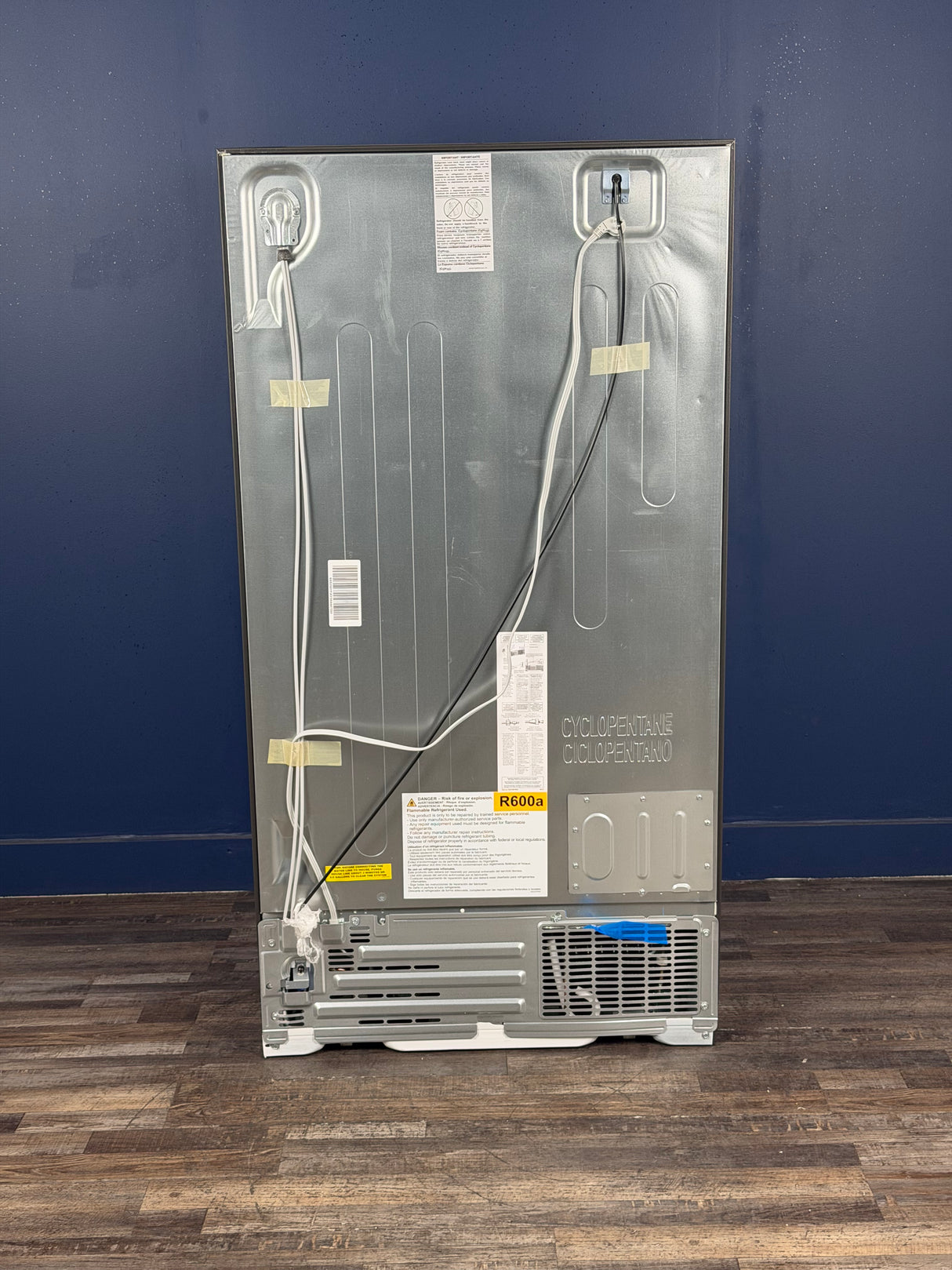 GE - 25.3 cu. ft. Side by Side Refrigerator in Fingerprint Resistant Stainless Steel, Standard Depth