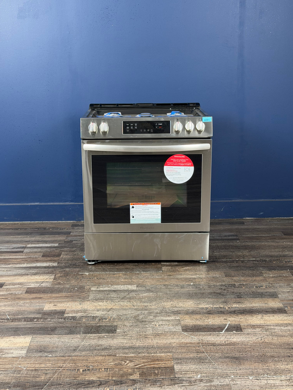 Frigidaire - 30 in. 5 Burners Slide-In Front Control Self-Cleaning Gas Range with Convection in Stainless Steel