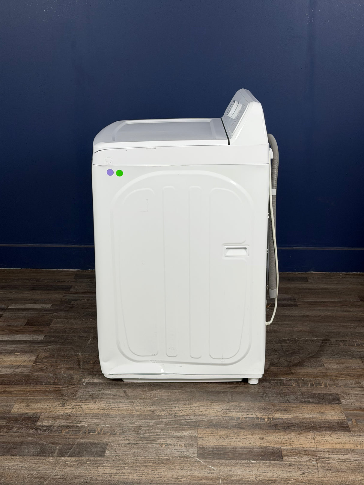 Frigidaire - 4.1 Cu. Ft. Top Load Washer in White with 8-Wash Cycles and Automatic Load Sensing