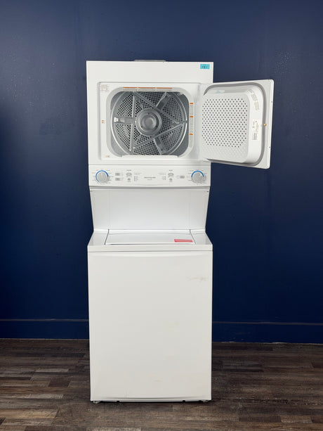 Frigidaire - 3.9 cu. ft. Washer and 5.6 cu. ft. Gas Dryer Combo in White with Quick Wash & Dry Cycle, MaxFill and Long Vent