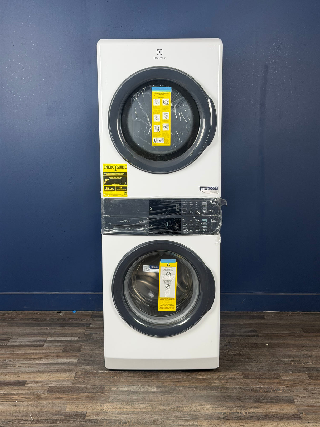 Electrolux - 4.4 cu. ft. Stacked Washer and 8.0 cu. ft. Gas Dryer Laundry Tower in White with LuxCare Wash, Energy Star