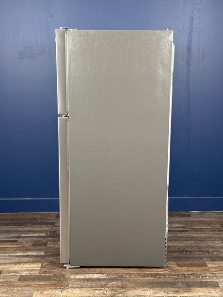 Frigidaire - 30 in. 20 cu. ft. Top Freezer Refrigerator in Smudge-Proof Stainless Steel, Energy Star