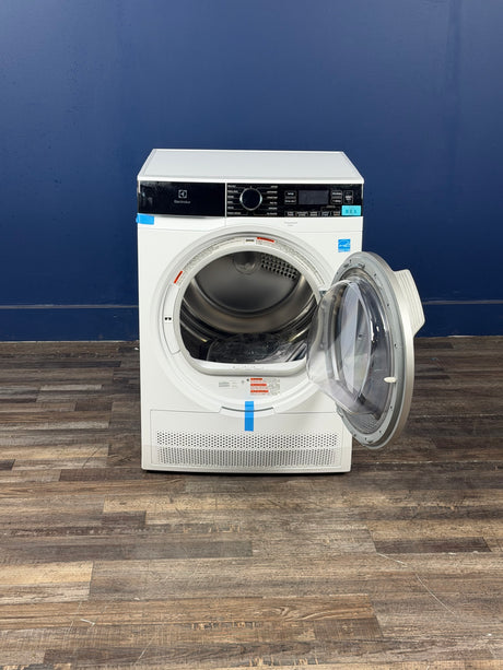Frigidaire - 24 in. 4.0 cu. ft. Compact Stackable Electric Ventless Dryer in White with Instant Refresh, ENERGY STAR
