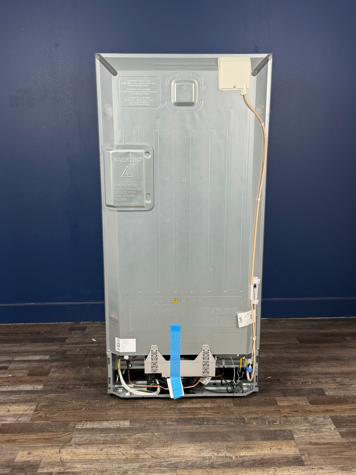 Frigidaire - 31.5 in. 18 cu. ft. Counter Depth French Door Refrigerator in Fingerprint-Resistant Stainless Look