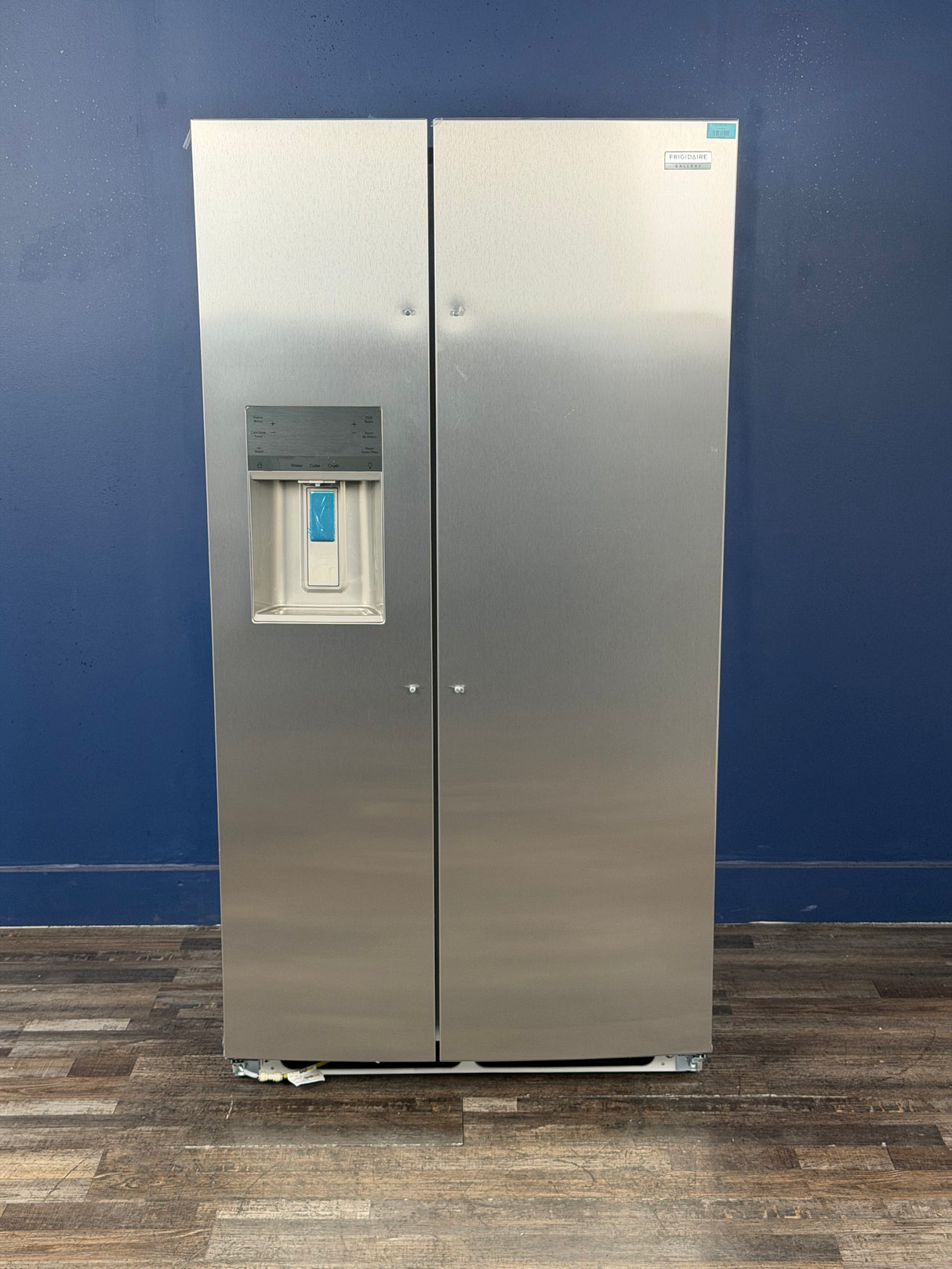 Frigidaire - Gallery 36 in. 22.3 cu. ft. Counter Depth Side-by-Side Refrigerator in Smudge-Proof Stainless Steel, ENERGY STAR