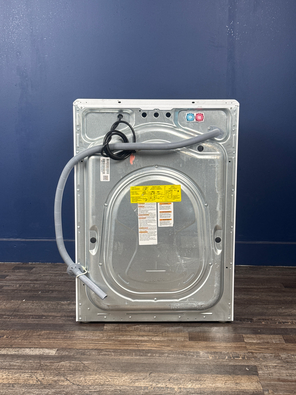 Electrolux - 27 in. W 4.5 cu. ft. Front Load Washer with SmartBoost, LuxCare Plus Wash System, Perfect Steam, ENERGY STAR in White