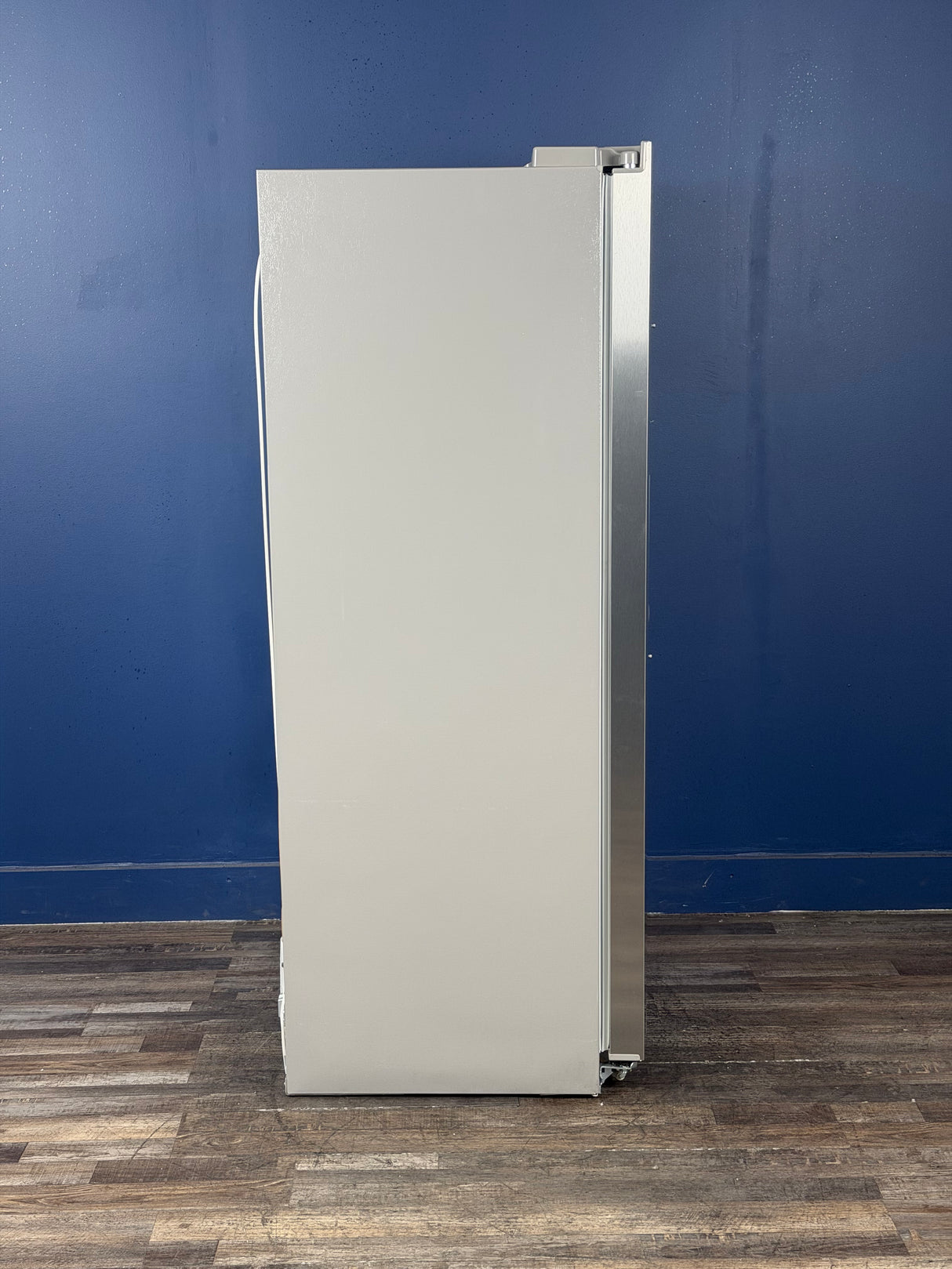 Frigidaire - Gallery 36 in. 22.3 cu. ft. Counter Depth Side-by-Side Refrigerator in Smudge-Proof Stainless Steel, ENERGY STAR