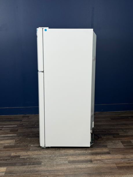 Frigidaire - 27.6 in. 14 cu. ft. Frost Free Top Freezer Refrigerator in White with EvenTemp Cooling System