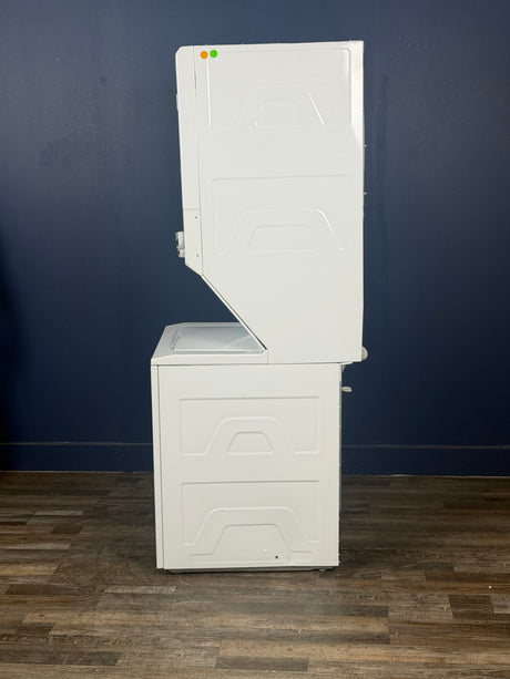 GE - 3.9 cu. ft. Washer 5.9 cu. ft. Gas Dryer Combo in White, ENERGY STAR