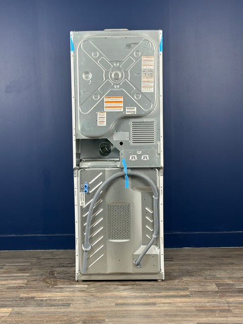 Frigidaire - 3.9 cu. ft. Washer and 5.5 cu. ft. Electric Dryer Combo in White with Quick Wash & Dry Cycle and MaxFill Wash Cycle