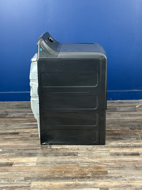 GE - 7.4 cu. ft. vented Front Load Gas Dryer in Diamond Gray with Sensor Dry