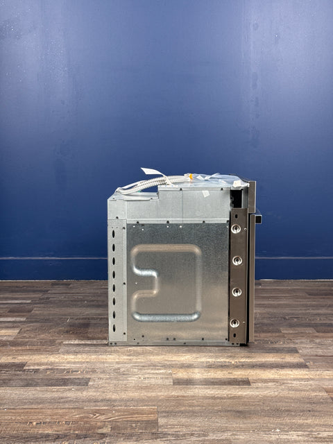 GE Profile - Profile 30 in. Smart Single Electric Wall Oven with Convection and Self Clean in Stainless Steel