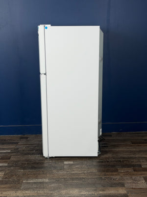 Frigidaire - 27.6 in. 14 cu. ft. Frost Free Top Freezer Refrigerator in White with EvenTemp Cooling System