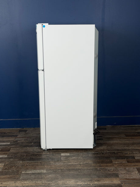 Frigidaire - 27.6 in. 14 cu. ft. Frost Free Top Freezer Refrigerator in White with EvenTemp Cooling System