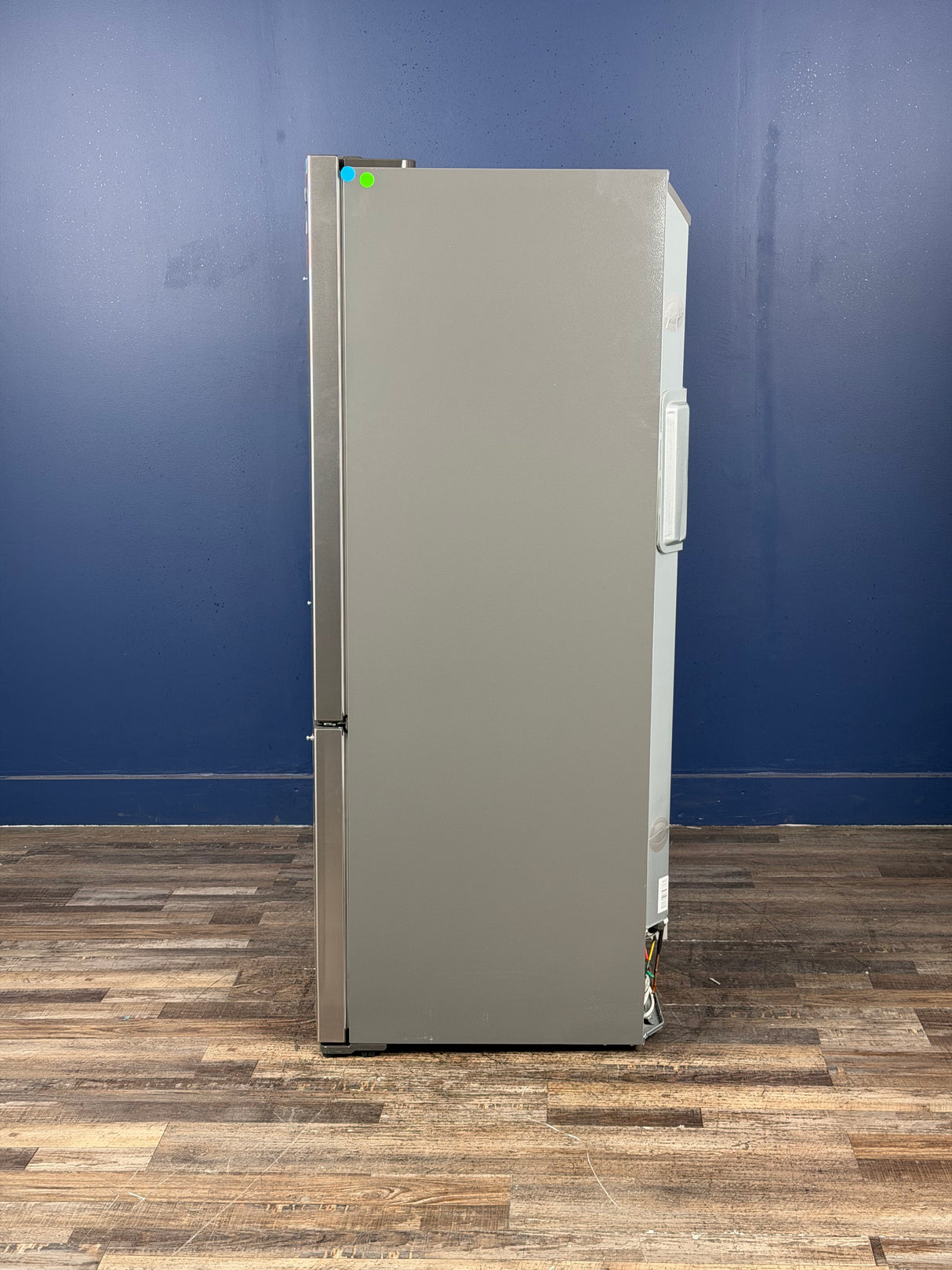Frigidaire - 31.5 in. 18 cu. ft. Counter Depth French Door Refrigerator in Fingerprint-Resistant Stainless Look