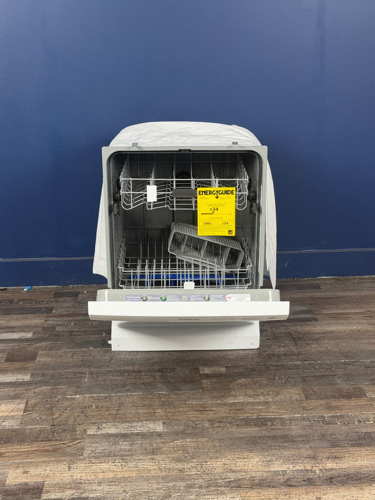 Frigidaire - 24 In. in. Front Control Built-In Tall Tub Dishwasher in White with 3-Cycles, 55 dBA