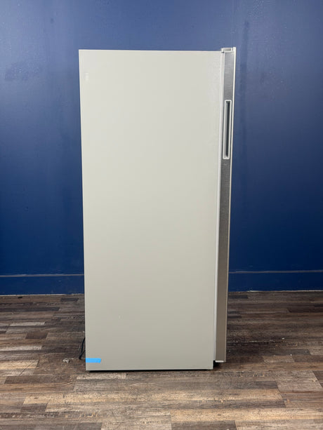 Frigidaire - 18 cu. ft. Garage Ready Automatic Defrost Convertible Upright Freezer in Stainless Look