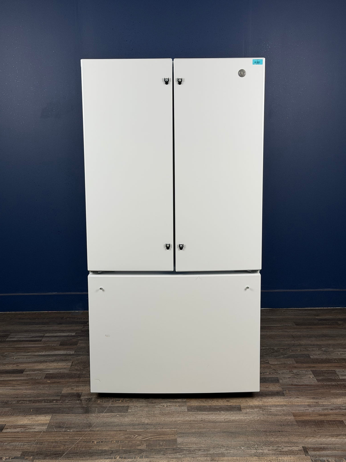 GE - 27 cu. ft. French Door Refrigerator in White with Internal Dispenser, ENERGY STAR