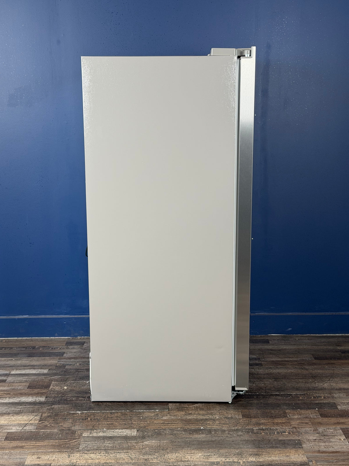 Frigidaire - 36 in. 26 cu. ft. Standard Depth Side-by-Side Refrigerator in Stainless Steel with CrispSeal Crispers