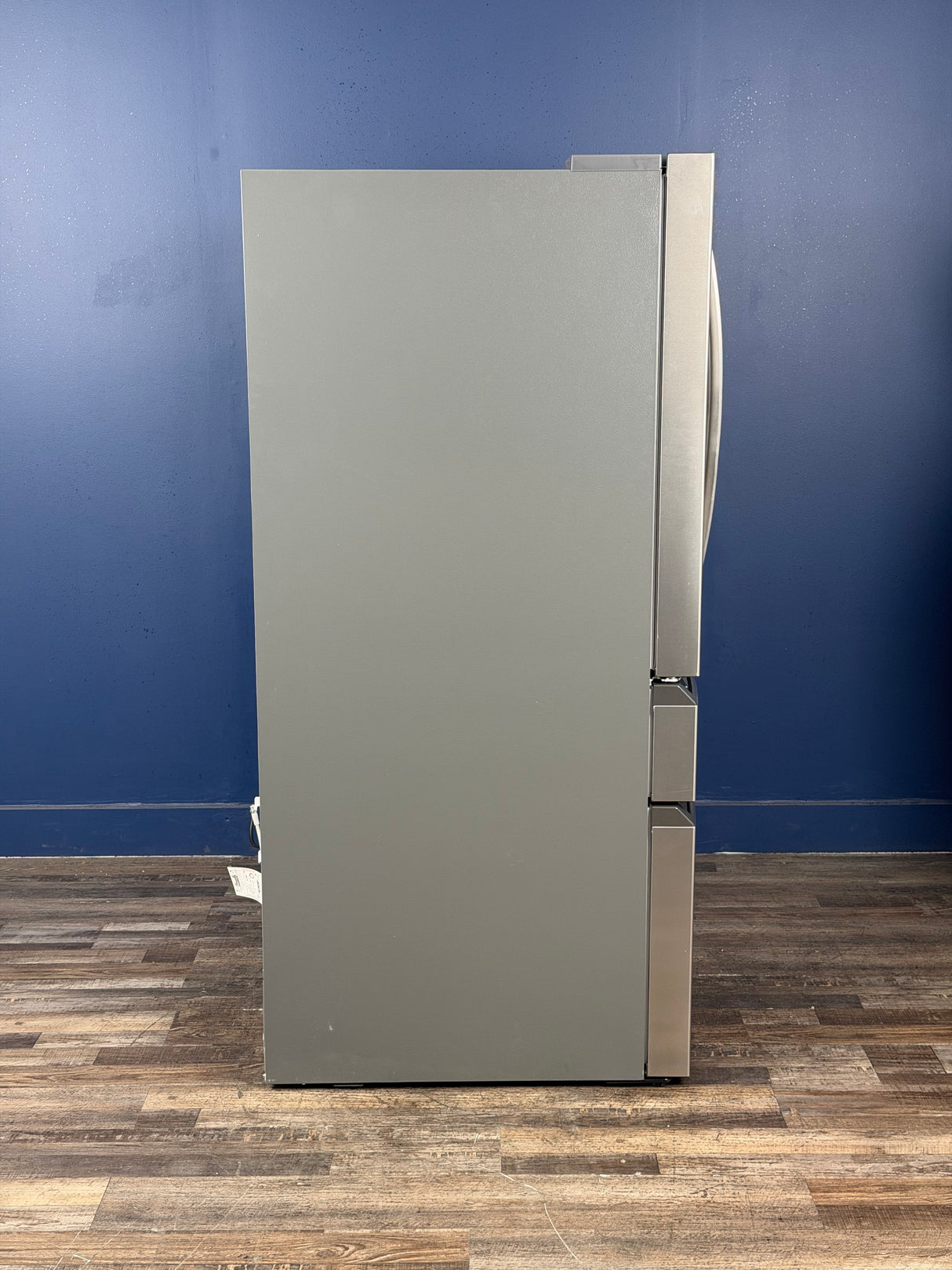 Frigidaire - 36 in. 26 cu. ft. Standard-Depth 4-Door French Door Refrigerator in Fingerprint-Resistant Stainless Steel Look
