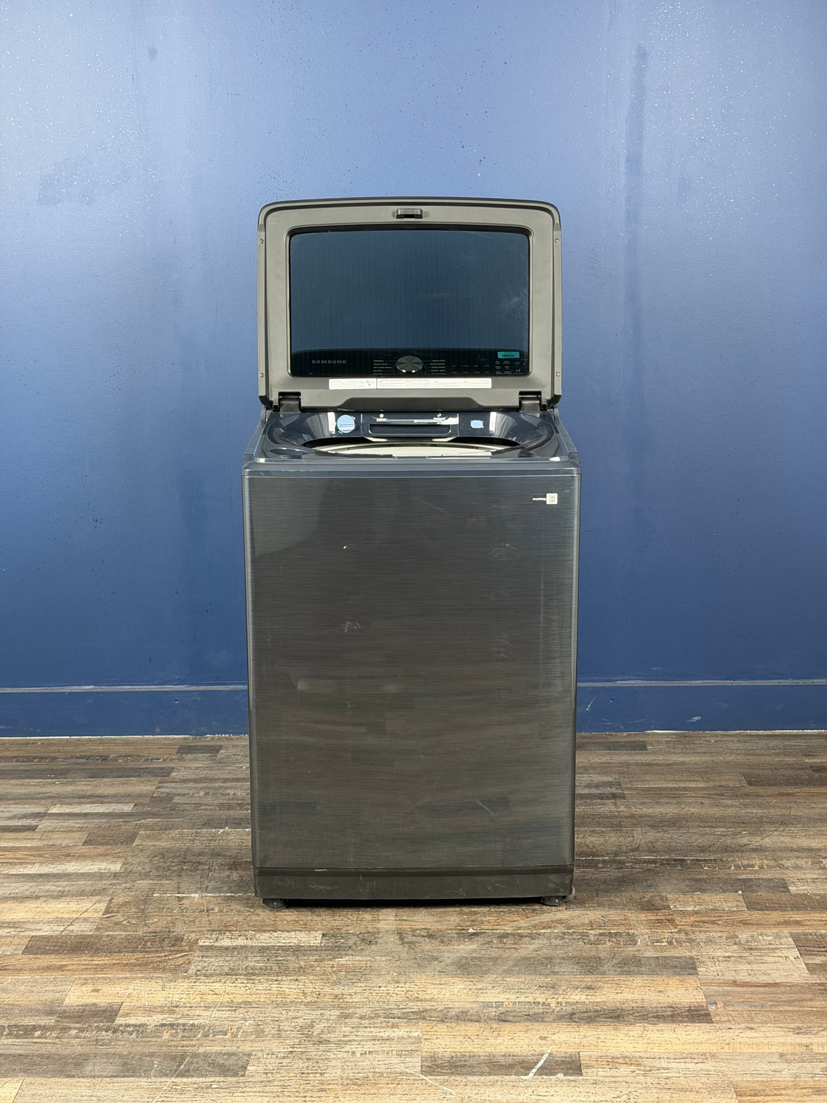 Samsung - 5.4 cu. ft. Smart Top Load Washer in Brushed Navy Blue with Impeller, Super Speed Wash and Pet Care Solution