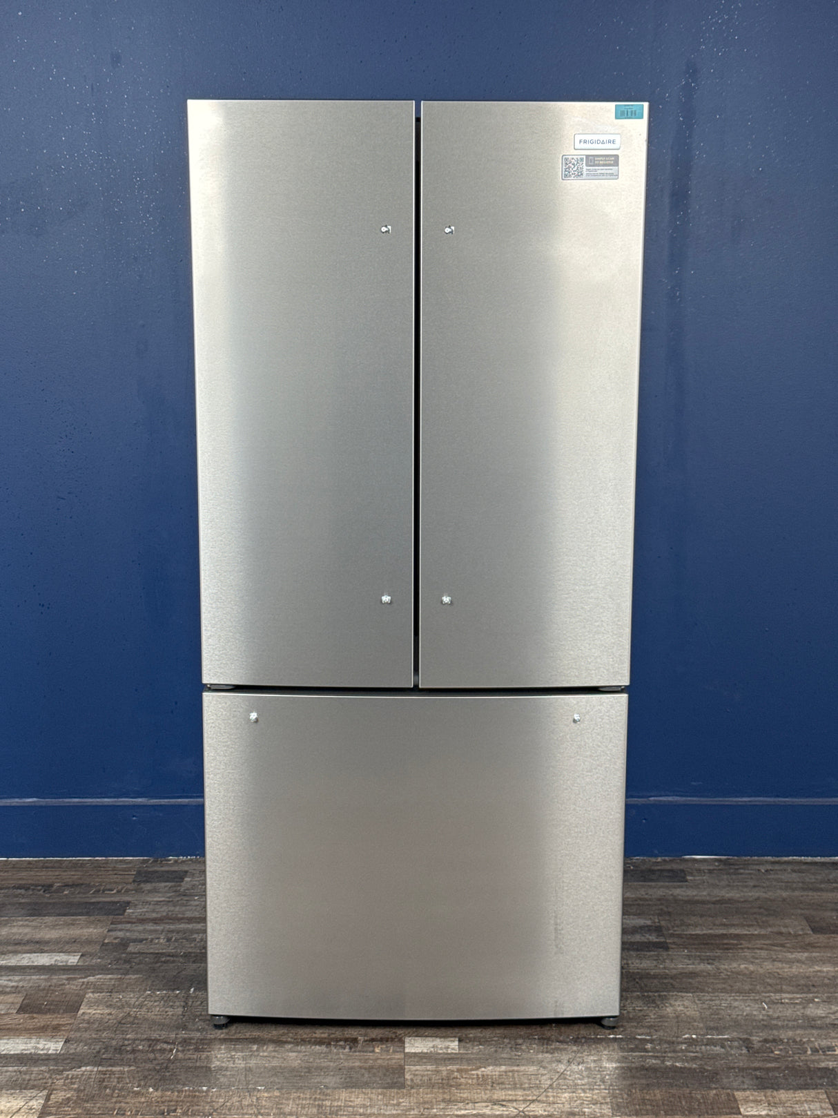 Frigidaire - 31.5 in. 18 cu. ft. Counter Depth French Door Refrigerator in Fingerprint-Resistant Stainless Look
