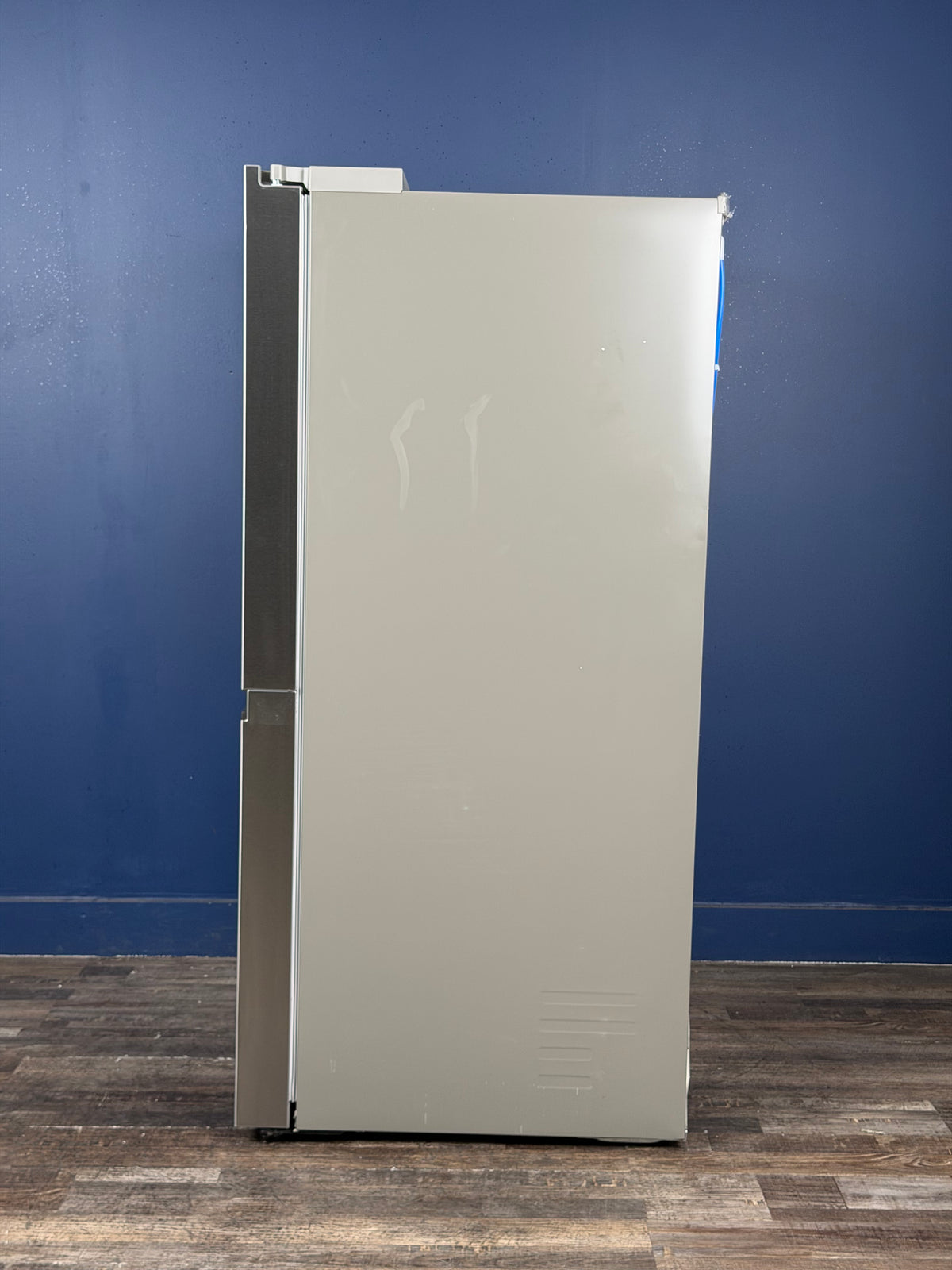 LG - 27 cu. ft. Side by Side Smart Refrigerator w/ Craft Ice, External Ice and Water Dispenser in PrintProof Stainless Steel