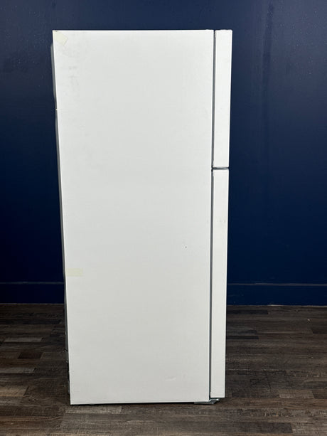 Frigidaire - 30 in. 18.3 cu. ft. Top Freezer Refrigerator, Garage Ready