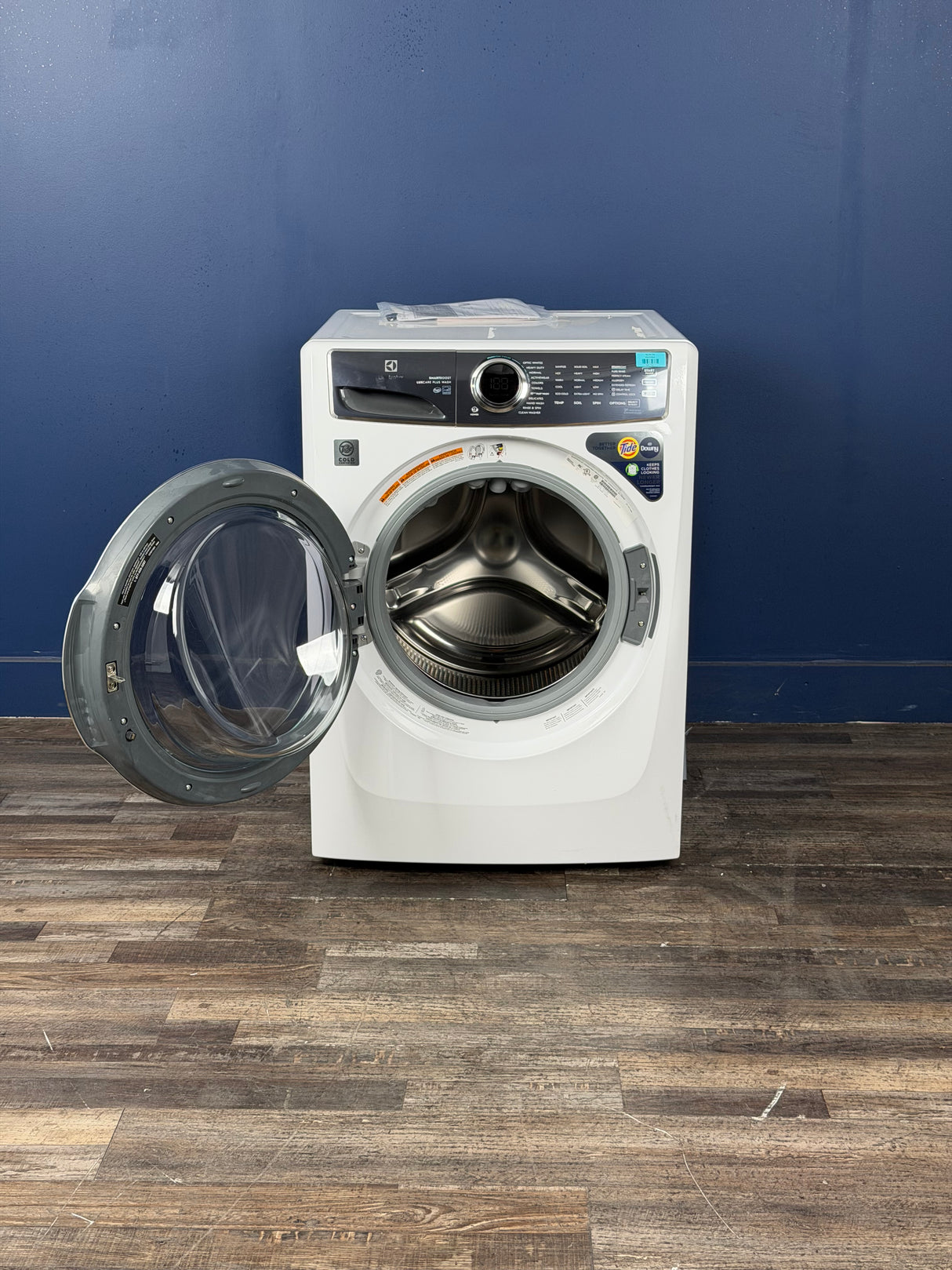 Electrolux - 4.5 Cu. Ft. Front Load Washer in White