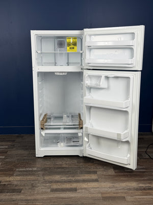 GE - 17.5 cu. ft. Top Freezer Refrigerator in White