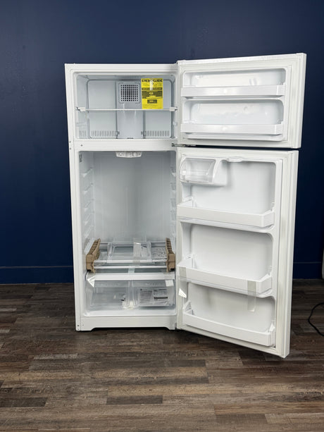 GE - 17.5 cu. ft. Top Freezer Refrigerator in White
