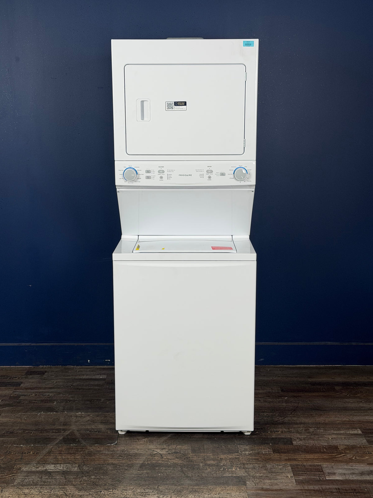 Frigidaire - 3.9 cu. ft. Washer and 5.5 cu. ft. Electric Dryer Combo in White with Quick Wash & Dry Cycle and MaxFill Wash Cycle