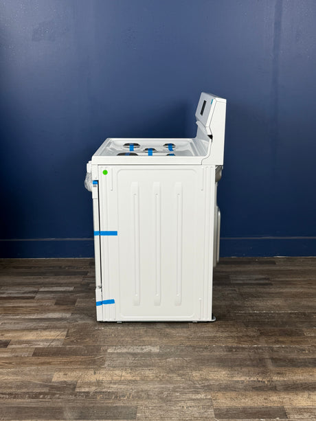 Frigidaire - 30 in 5 Burner Freestanding Gas Range in White with Quick Boil and Even Baking Technology
`