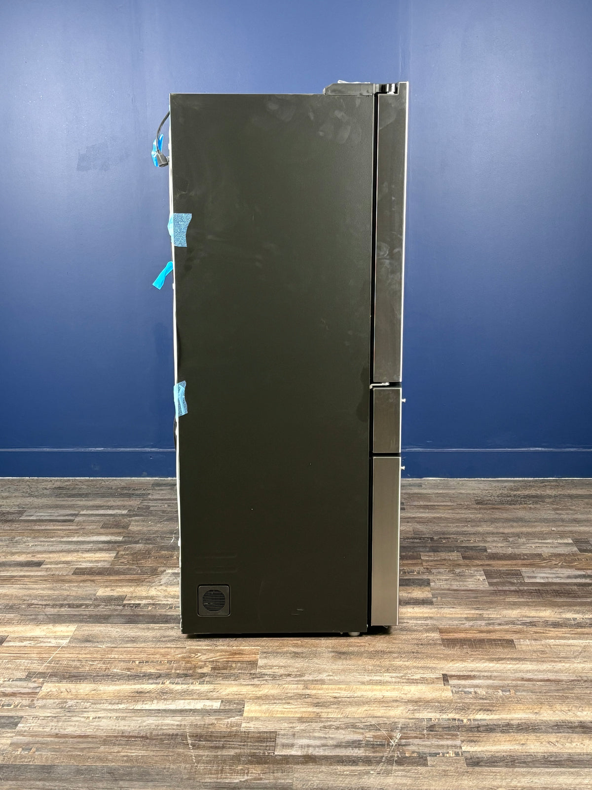 GE Profile - 36 in 23.2 cu. ft. Counter-Depth Fingerprint Resistant 4-Door French-Door Refrigerator w/ Dual-Dispense AutoFill Pitcher