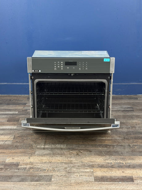 GE - 30 in. Smart Single Electric Wall Oven Self-Cleaning in Stainless Steel