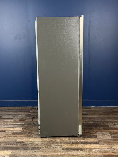 Frigidaire - Professional 19 cu. ft. Single Door Frost Free Upright Freezer in Smudge-Proof Stainless Steel, ENERGY STAR