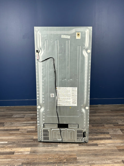 Frigidaire - 18.3 Cu. Ft. Garage Ready Top Freezer Refrigerator in White2