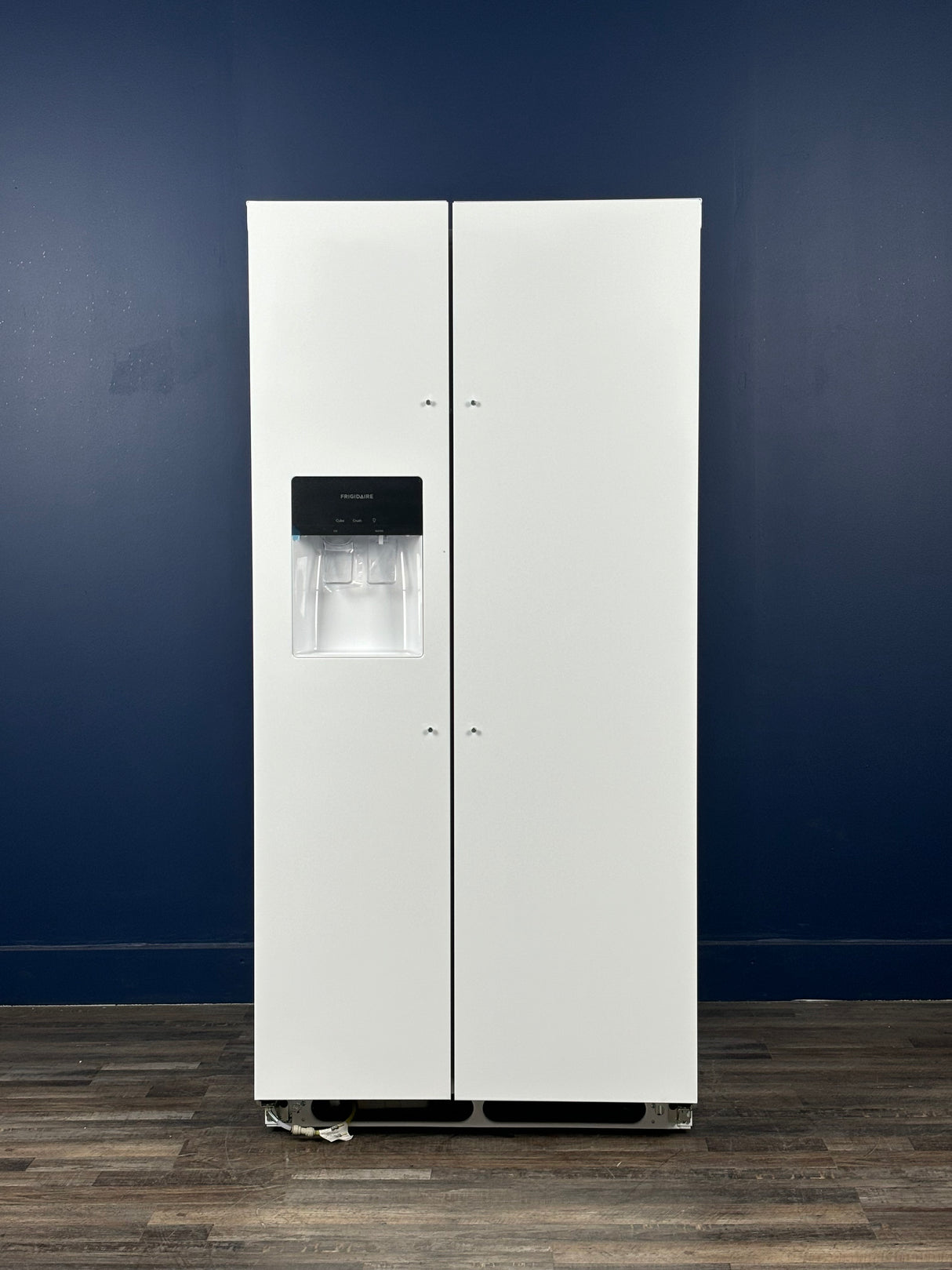 Frigidaire - 33 in. 22.3 cu. ft. Standard Depth Side by Side Refrigerator in White
