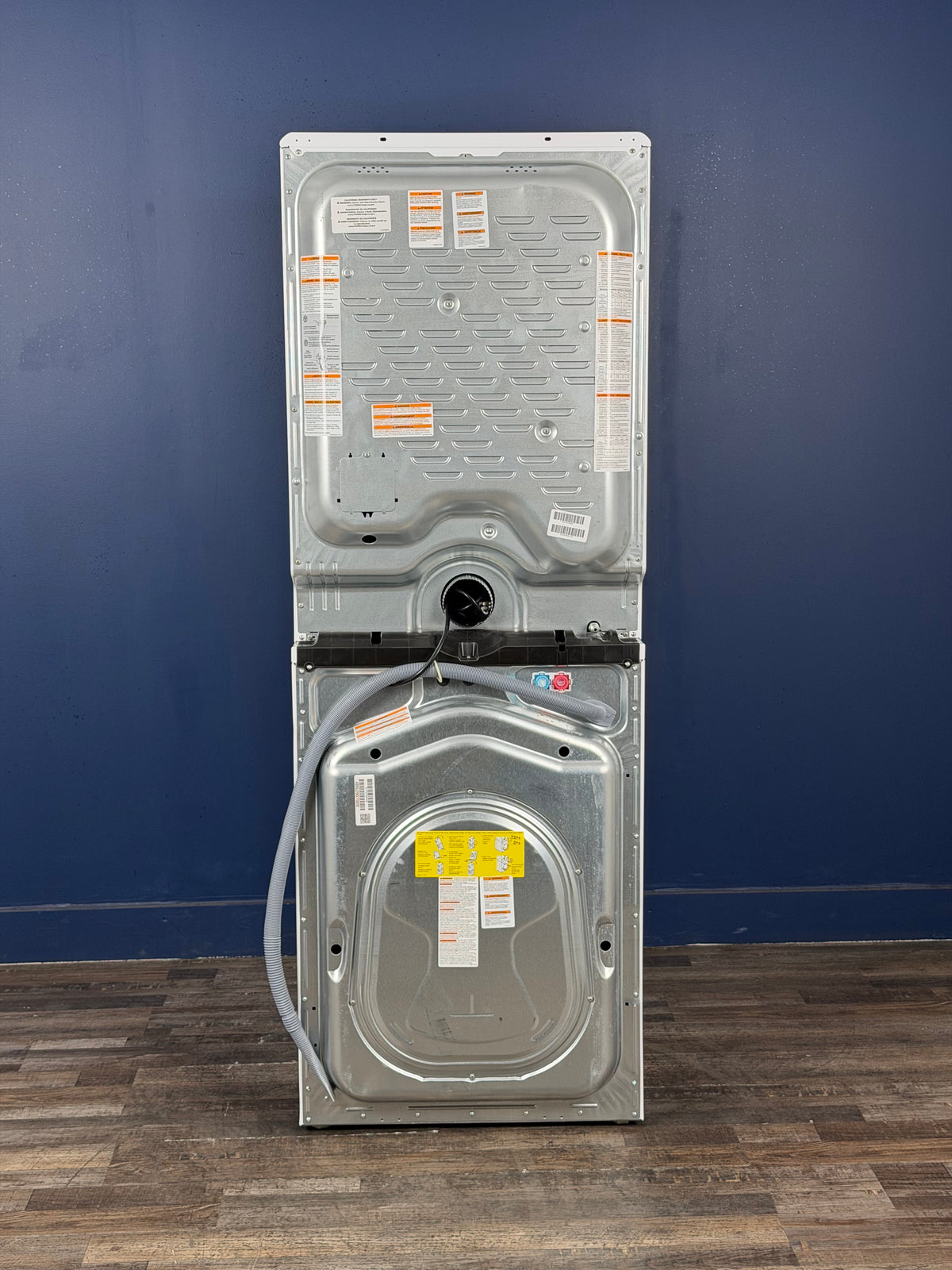 Electrolux - 4.4 cu. ft. Stacked Washer and 8.0 cu. ft. Gas Dryer Laundry Tower in White with LuxCare Wash, Energy Star