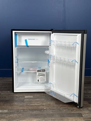 Frigidaire - 4.5-cu ft Mini Fridge with Freezer